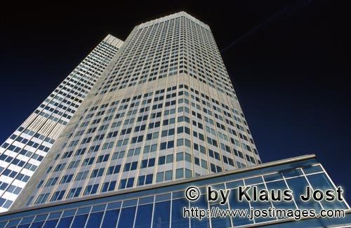Frankfurt am Main        European Central Bank rises into the blue sky    