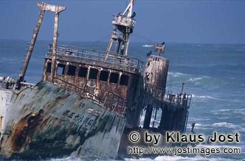 Cape Agulhas/Western Cape/South Africa        Meisho Maru 38 Ran aground at The tip of Africa      