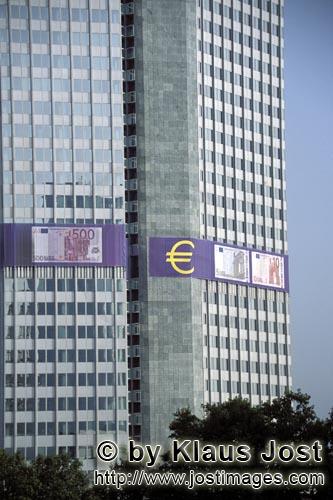     The European Central Bank has been active since June 2, 1998 in Frankfurt/Main. The ECB’s main 