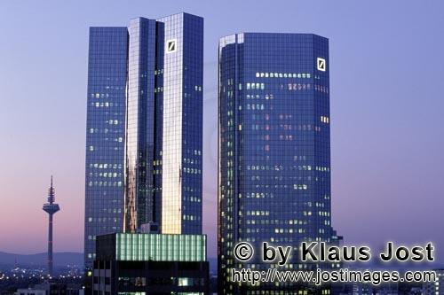 Frankfurt am Main/Germany        Deutsche Bank in the last daylight        