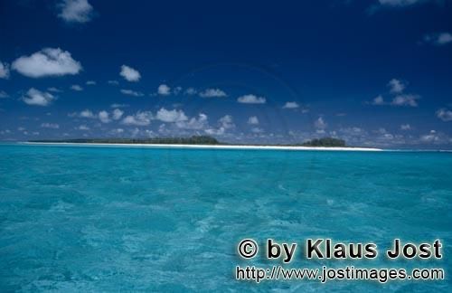 Midway/Hawaiian Islands/USA        South sea dreams        The Midway Atoll rises 1200 miles 