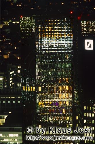 Frankfurt am Main/Germany        Deutsche Bank in bright colors            