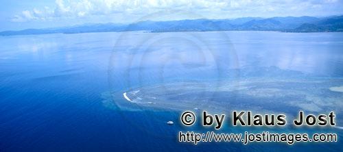 Shark reef/Vitu Levu/Beqa Lagoon/Fiji        Aerial view Shark Reef in South Pacific            