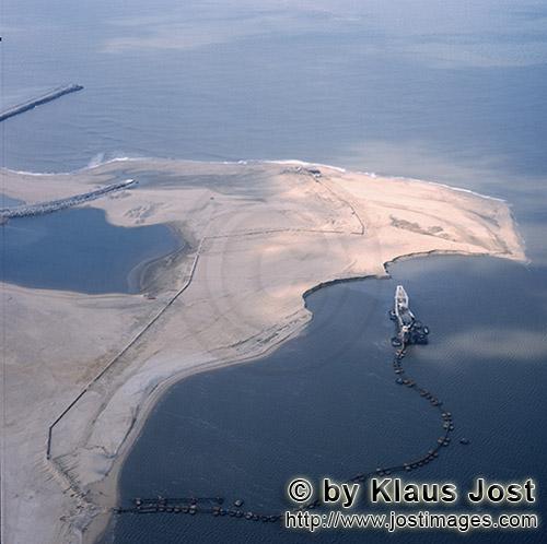Richards Bay Harbour/Natal/South Africa        Aerial view of cutter suction dredger         With th