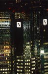 Eyecatcher Deutsche Bank at night